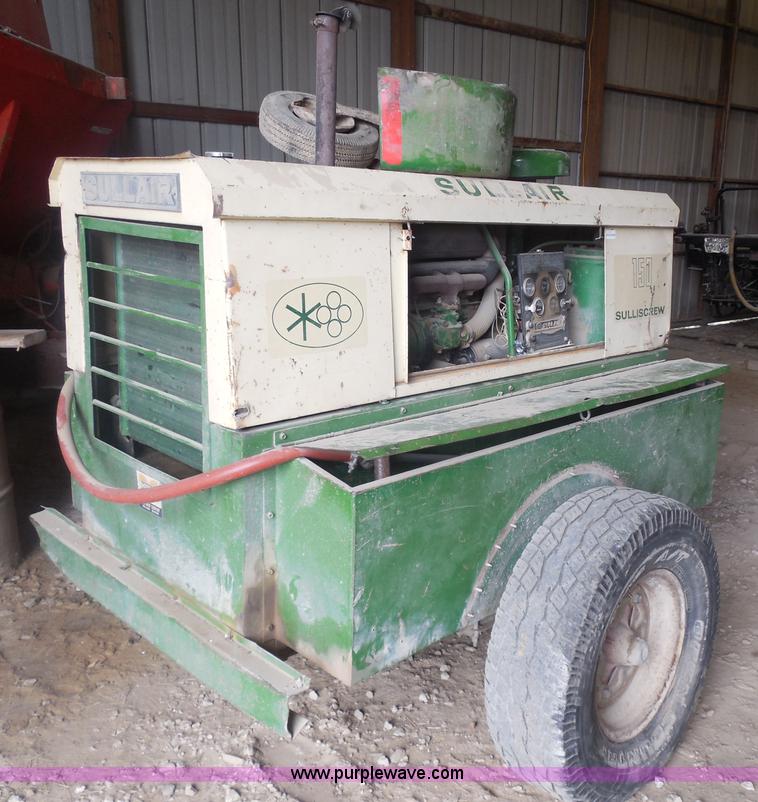 image for item AD9321 Sullair 150 salliscrew air compressor