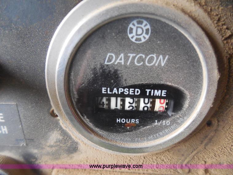 image for item AD9321 Sullair 150 salliscrew air compressor