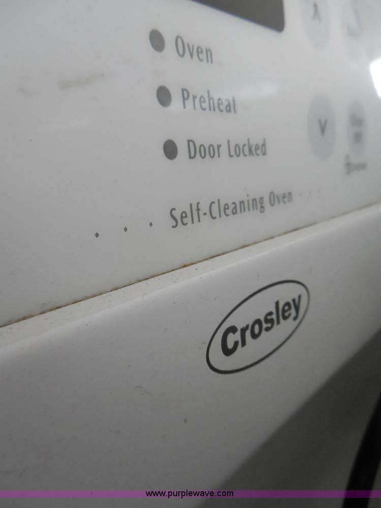 image for item AD9356 Open range and mini refrigerator