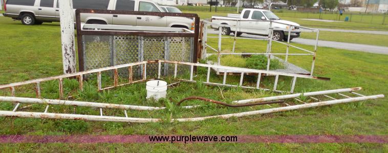 image for item AD9359 Dis-assembled metal crows nest