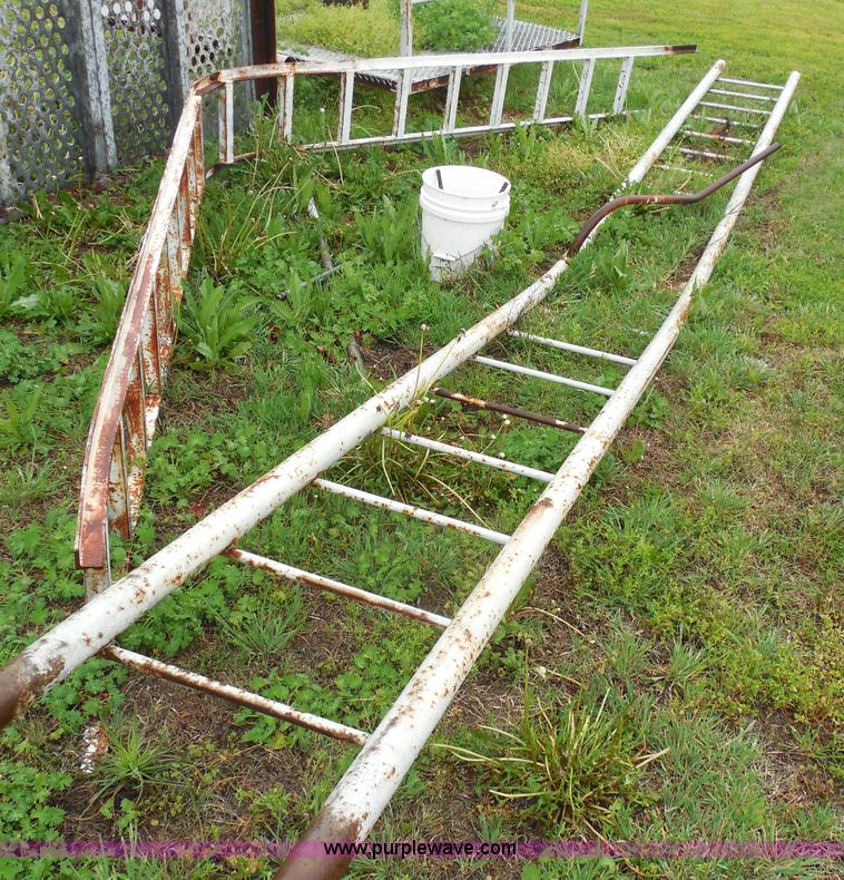 image for item AD9359 Dis-assembled metal crows nest