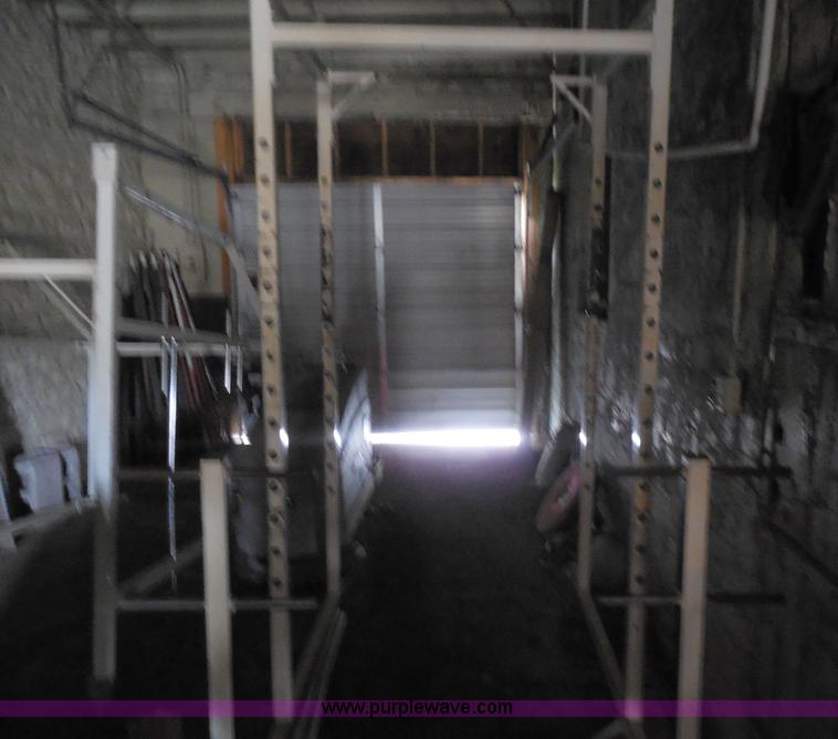 image for item AD9393 Weight room equipment