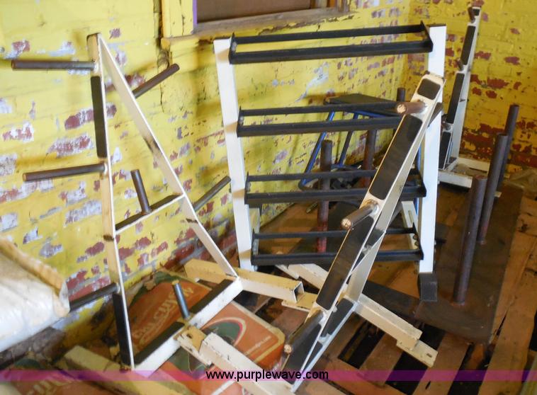 image for item AD9393 Weight room equipment