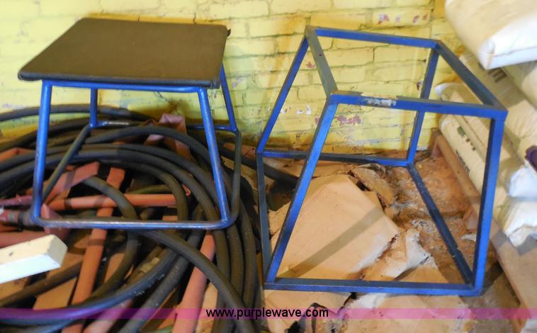 image for item AD9393 Weight room equipment