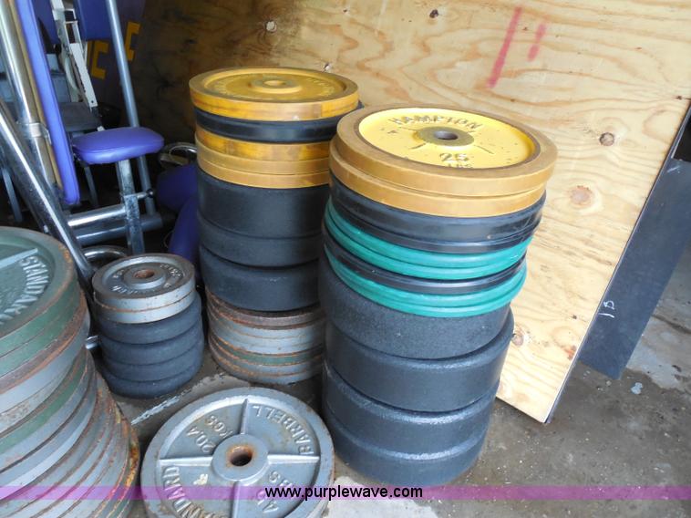 image for item AD9393 Weight room equipment