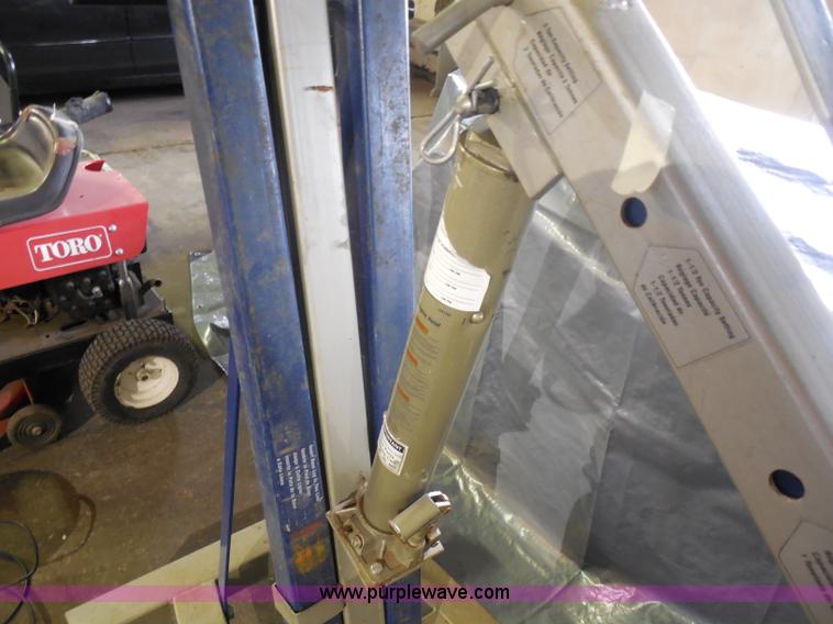 image for item AD9422 AC Delco two ton mobile engine hoist