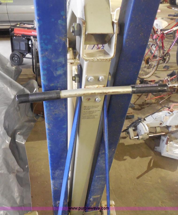 image for item AD9422 AC Delco two ton mobile engine hoist