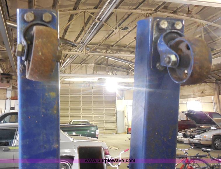 image for item AD9422 AC Delco two ton mobile engine hoist