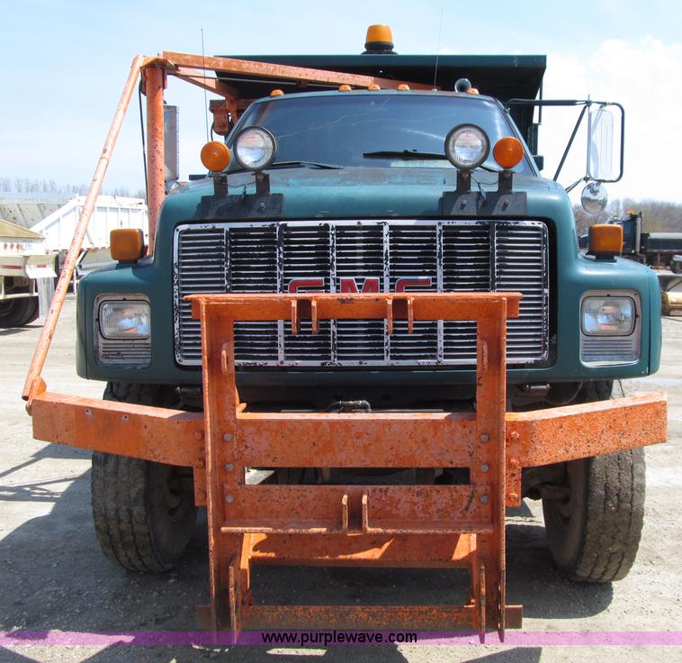 image for item D7329 1990 GMC TopKick dump truck