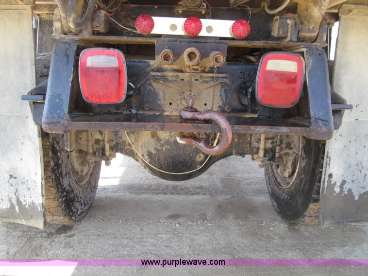 image for item D7329 1990 GMC TopKick dump truck