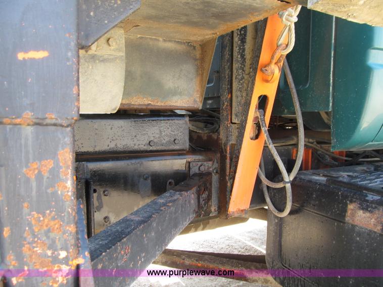 image for item D7329 1990 GMC TopKick dump truck
