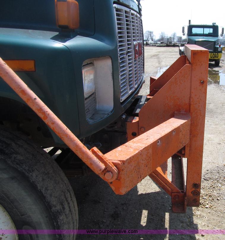 image for item D7329 1990 GMC TopKick dump truck