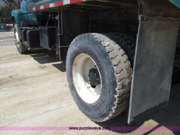 image for item D7329 1990 GMC TopKick dump truck
