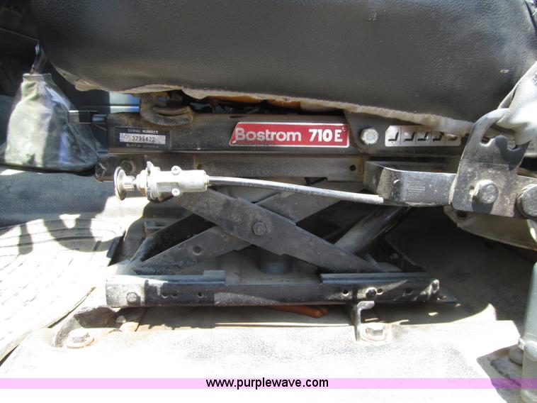 image for item D7329 1990 GMC TopKick dump truck