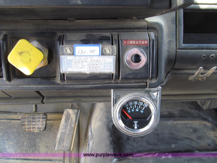 image for item D7329 1990 GMC TopKick dump truck