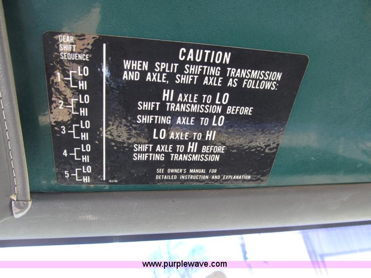 image for item D7329 1990 GMC TopKick dump truck