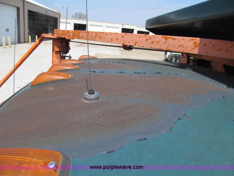 image for item D7329 1990 GMC TopKick dump truck