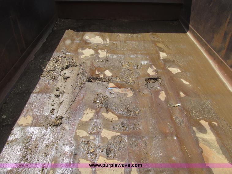 image for item D7330 1989 GMC Brigadier dump truck