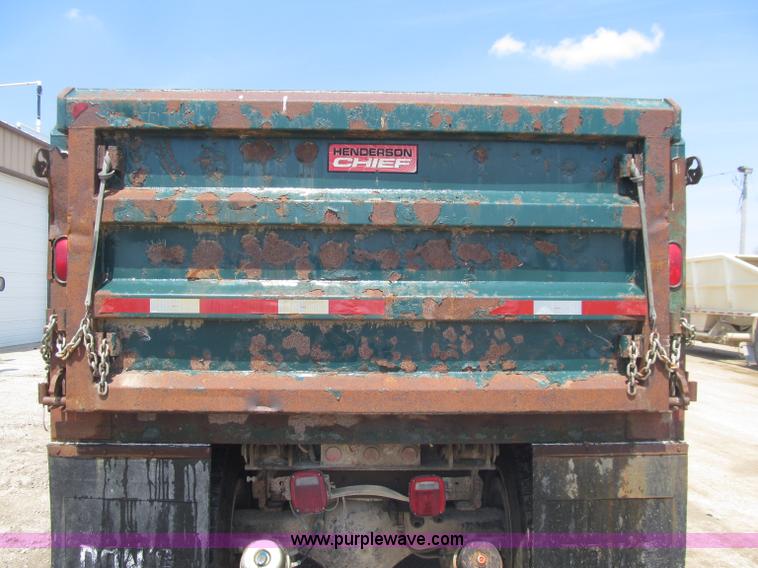 image for item D7331 1988 GMC Brigadier dump truck