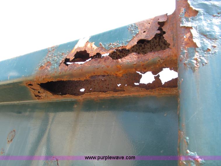 image for item D7331 1988 GMC Brigadier dump truck