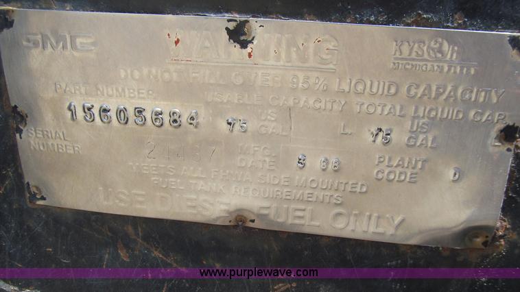 image for item D7331 1988 GMC Brigadier dump truck