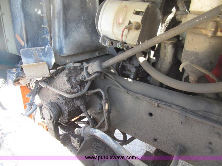 image for item D7331 1988 GMC Brigadier dump truck