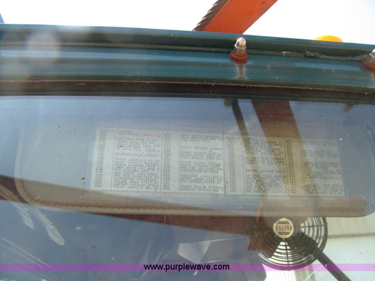 image for item D7331 1988 GMC Brigadier dump truck