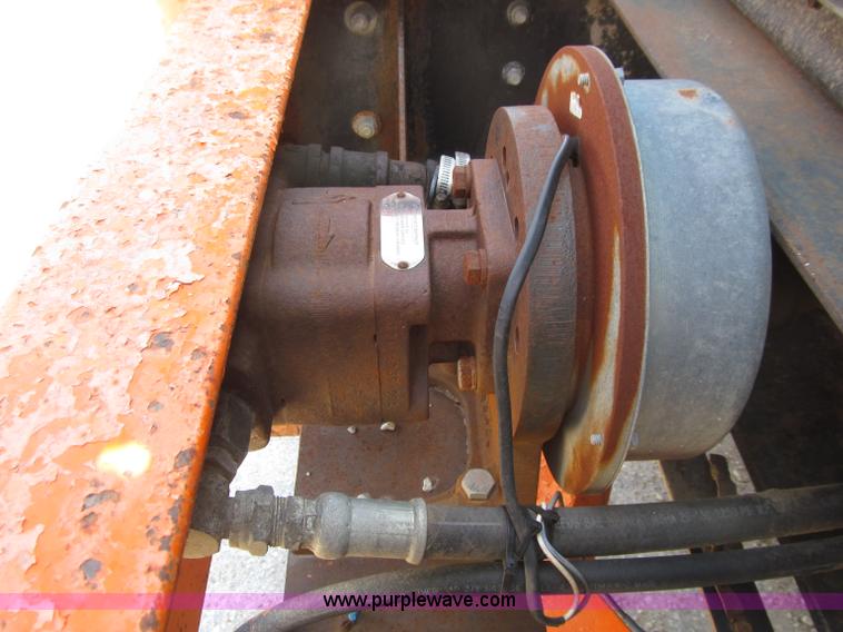 image for item D7331 1988 GMC Brigadier dump truck