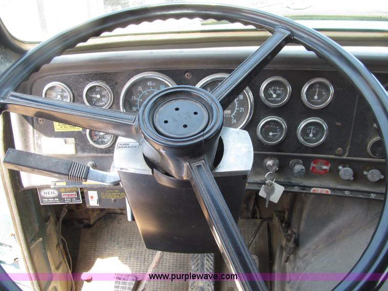 image for item D7331 1988 GMC Brigadier dump truck