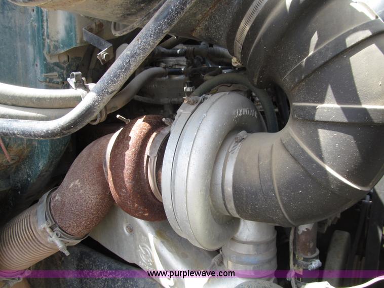 image for item D7331 1988 GMC Brigadier dump truck