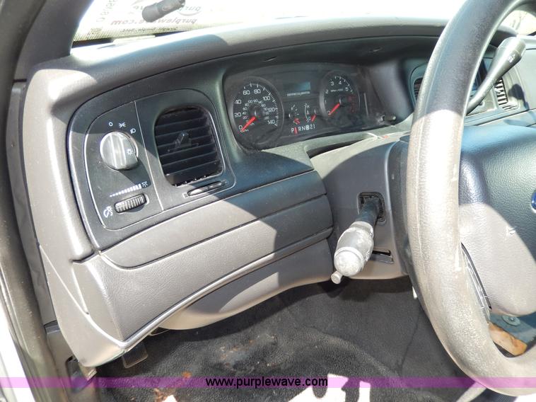 image for item D8058 2008 Ford Crown Victoria Police Interceptor