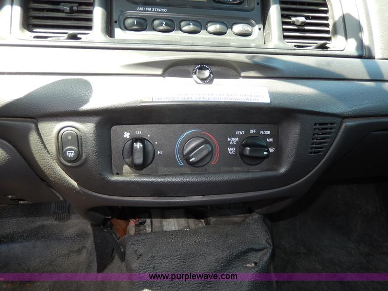 image for item D8058 2008 Ford Crown Victoria Police Interceptor