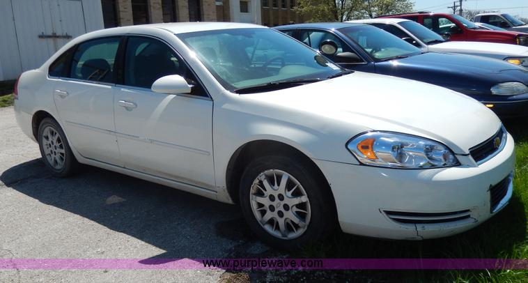 image for item D8060 2007 Chevrolet Impala Police