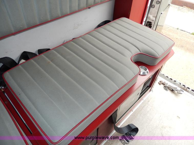 image for item D8065 1989 Ford E350 Econoline XLT ambulance