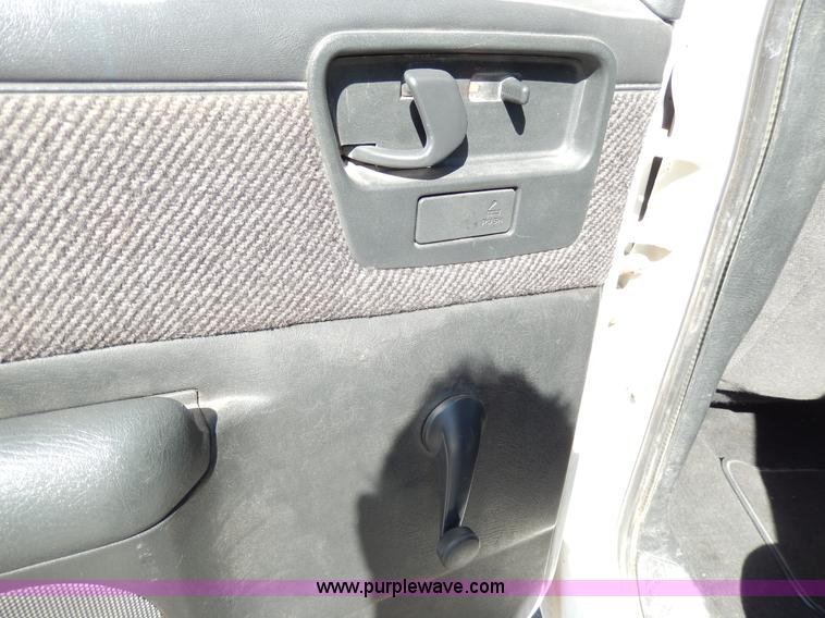 image for item D8077 1997 Chevrolet Blazer SUV