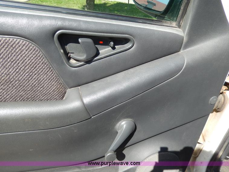 image for item D8077 1997 Chevrolet Blazer SUV