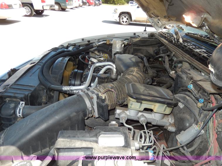 image for item D8077 1997 Chevrolet Blazer SUV