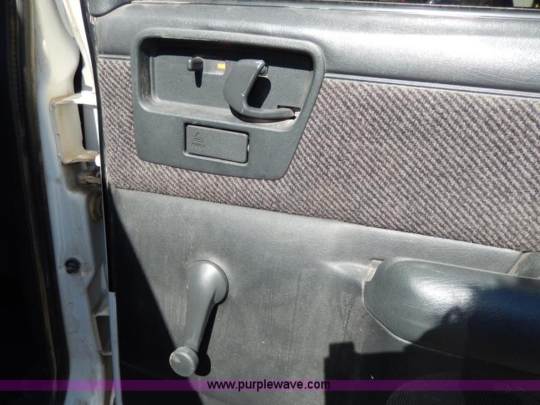 image for item D8077 1997 Chevrolet Blazer SUV