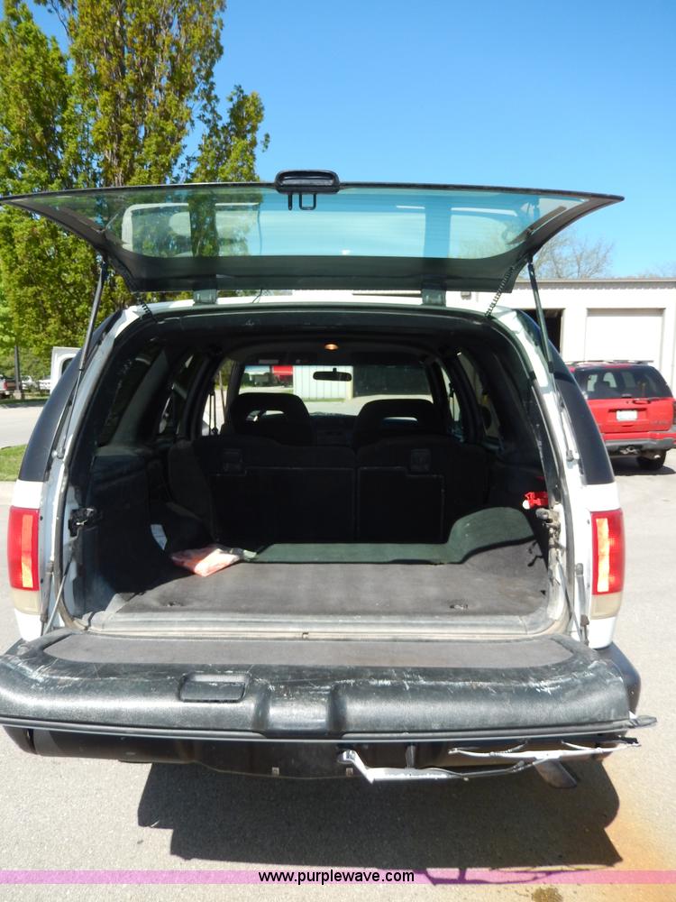 image for item D8077 1997 Chevrolet Blazer SUV