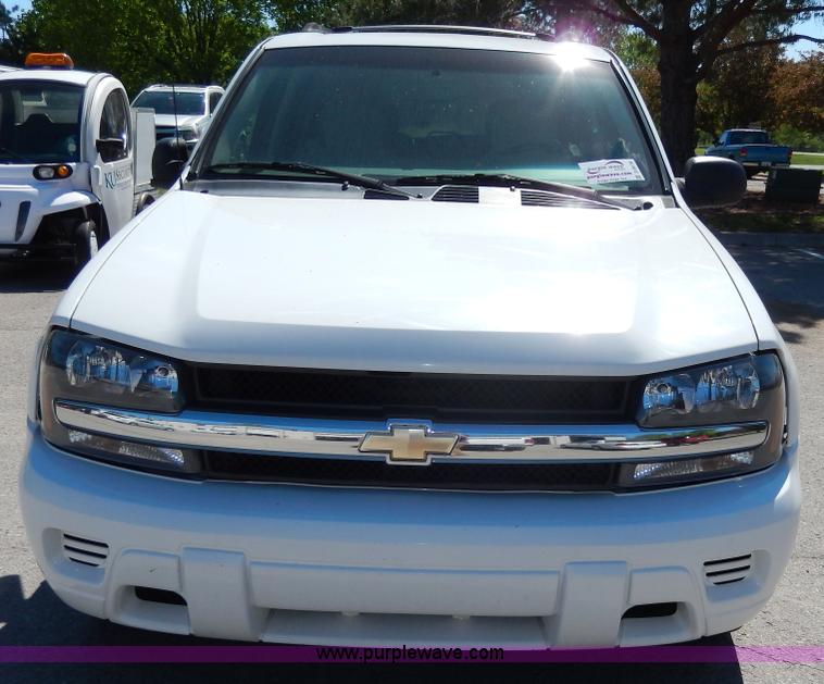 image for item D8079 2007 Chevrolet Trailblazer LS SUV