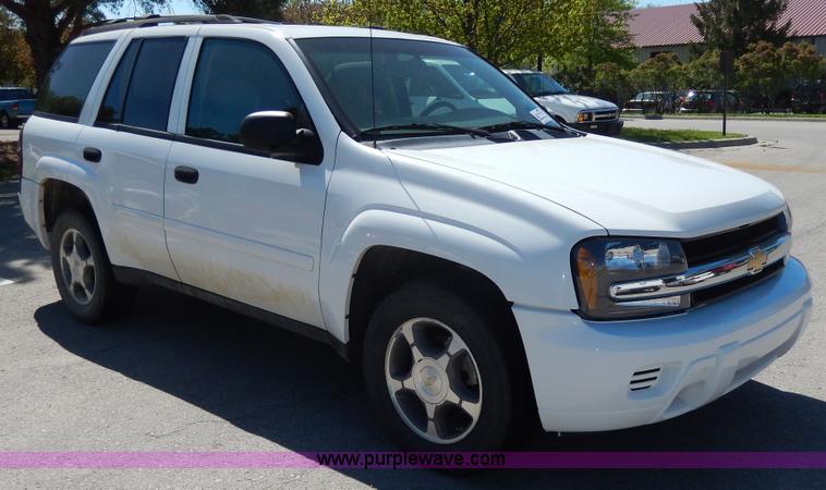image for item D8079 2007 Chevrolet Trailblazer LS SUV