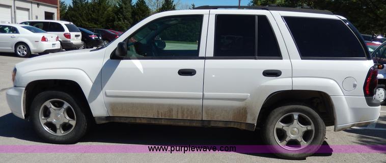 image for item D8079 2007 Chevrolet Trailblazer LS SUV