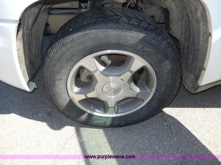 image for item D8079 2007 Chevrolet Trailblazer LS SUV