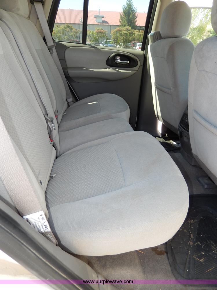 image for item D8079 2007 Chevrolet Trailblazer LS SUV