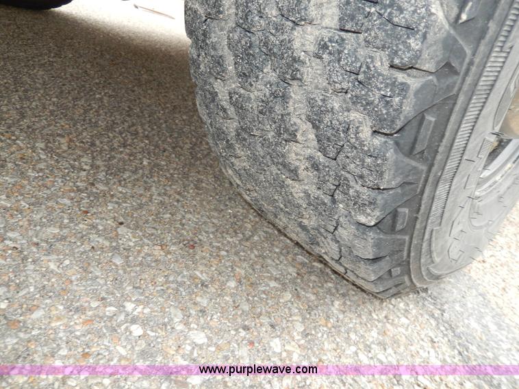 image for item D8117 1997 Ford Collins school bus