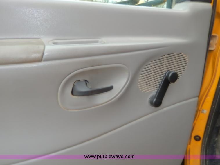 image for item D8118 1998 Ford Collins school bus