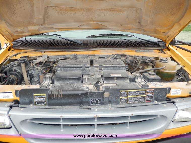 image for item D8118 1998 Ford Collins school bus