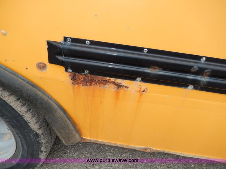 image for item D8118 1998 Ford Collins school bus