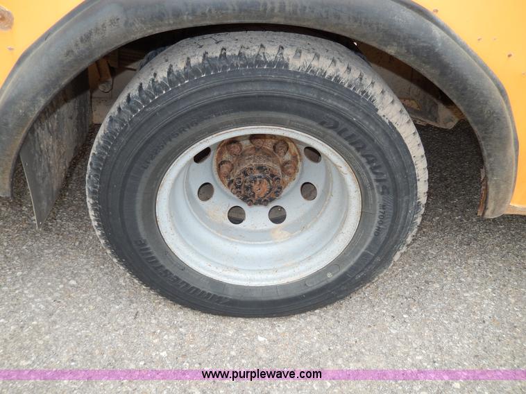 image for item D8118 1998 Ford Collins school bus