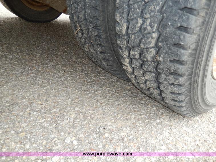 image for item D8118 1998 Ford Collins school bus